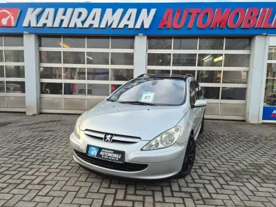 Gebraucht Peugeot 307 Tendance 136 PS (100 kW) 2004 Silber Kombi