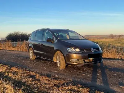 Gebraucht VW Sharan 140 PS (102 kW) 2015 Braun Van / Kleinbus