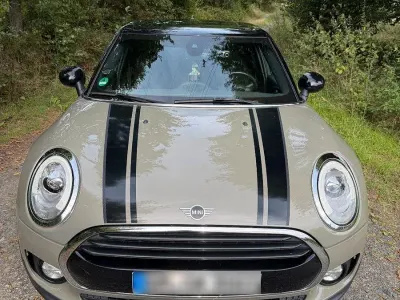Gebraucht Mini Cooper 136 PS (100 kW) 2019 Grün Kleinwagen