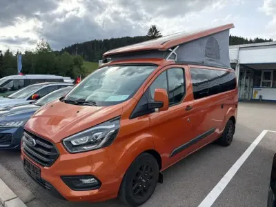 Gebraucht Ford Transit Custom Nugget 185 PS (136 kW) 2022 Hokkaidoorange metallic (metallic)