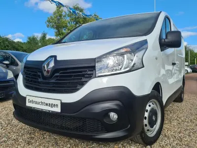 Gebraucht Renault Trafic Komfort 121 PS (88 kW) 2019 Weiß Van / Kleinbus