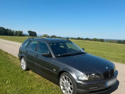 Gebraucht BMW 330 184 PS (135 kW) 2001 Grau Kombi