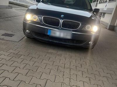 Blau Gebraucht 2006 BMW 730 Limousine | 7.400 €