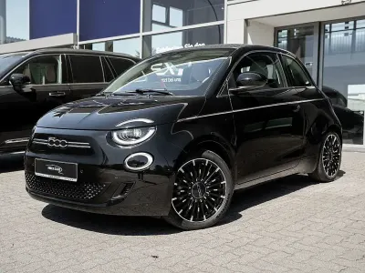 Second-hand Fiat 500e La Prima 86 kW (118 CP) 2022 Negru Cabrio