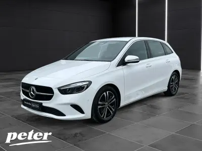 Gebraucht Mercedes B180 Advanced 136 PS (100 kW) 2025 Unilack polarweiß Kleinwagen