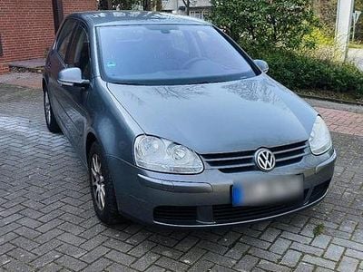 Gebraucht VW Golf V 105 PS (77 kW) 2005 Grau Kleinwagen