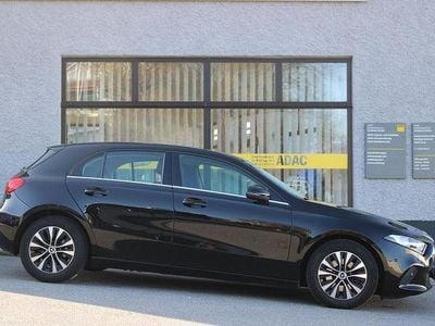 Second-hand Mercedes A180 116 CP (85 kW) 2021 Negru Berlinǎ