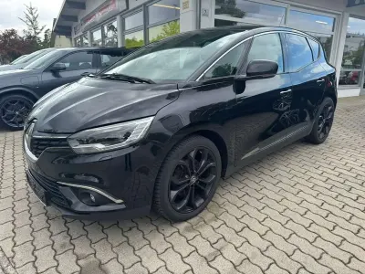 Gebraucht Renault Scenic E-Tech Black Edition 159 PS (116 kW) 2020 Sternenschwarz Van / Kleinbus