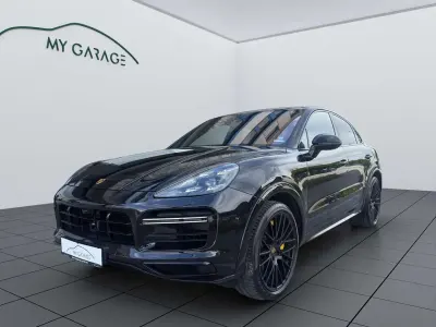 Gebraucht Porsche Cayenne 549 PS (403 kW) 2021 Tiefschwarzmetallic SUV