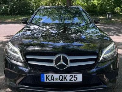 Gebraucht Mercedes 200 160 PS (117 kW) 2020 Schwarz Limousine