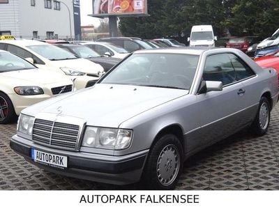 Gebraucht Mercedes 230 132 PS (97 kW) 1989 Silber Coupé