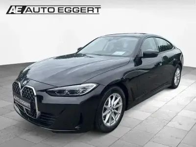 Gebraucht BMW 420 Coupé Sport Line 184 PS (135 kW) 2023 Schwarz Coupé
