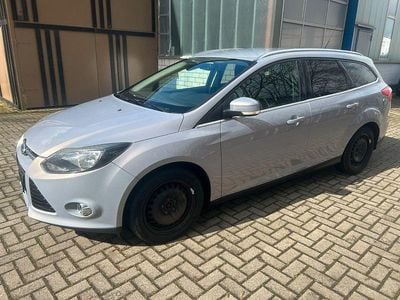 Gebraucht Ford Focus Champions Edition 163 PS (119 kW) 2012 Grau Kombi