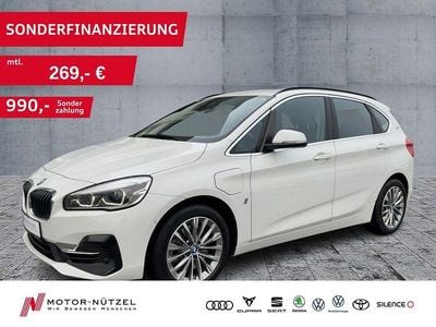 Weiß Gebraucht 2018 BMW 225 Active Tourer Luxury Line Van / Kleinbus | 19.480 € (Fairer Preis)