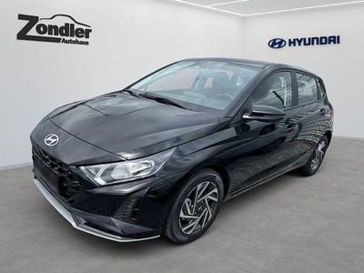 Schwarz Neu 2025 Hyundai i20 Trend Kleinwagen | 19.990 € (Superpreis)