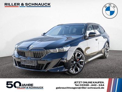Gebraucht BMW 520 M Sport 197 PS (144 kW) 2025 Schwarz Kombi
