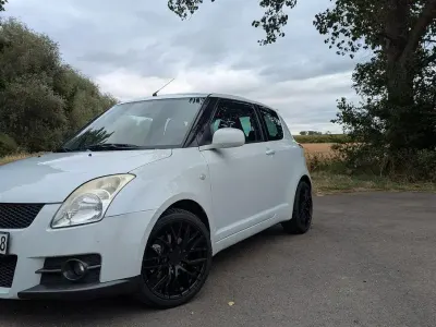 Gebraucht Suzuki Swift Sport 125 PS (91 kW) 2009 Weiß Kleinwagen