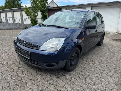 Gebraucht Ford Fiesta Futura 70 PS (51 kW) 2004 Blau Kleinwagen