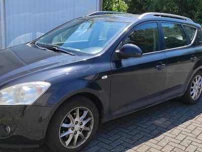 Gebraucht Kia Ceed 126 PS (92 kW) 2008 Schwarz Kleinwagen