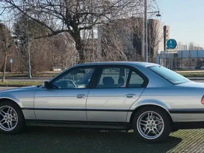 Gebraucht BMW 735 235 PS (172 kW) 1997 Grau Limousine