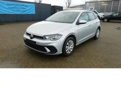 Gebraucht VW Polo Life 80 PS (58 kW) 2023 Reflexsilbermet (metallic) Kleinwagen
