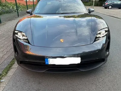 Gebraucht Porsche Taycan 4S 419 kW (571 PS) 2021 Schwarz Limousine