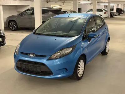 Gebraucht Ford Fiesta Trend 69 PS (50 kW) 2010 Blau Limousine
