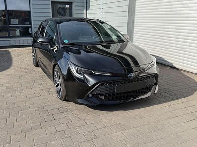 Gebraucht Toyota Corolla Hybrid Lounge 152 PS (111 kW) 2019 Schwarz Kleinwagen