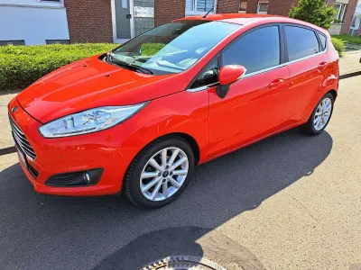 Gebraucht Ford Fiesta Titanium 125 PS (91 kW) 2016 Kleinwagen