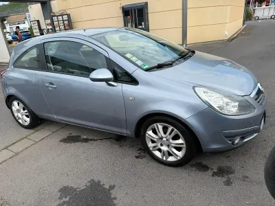 Gebraucht Opel Corsa 80 PS (58 kW) 2009 Grau Kleinwagen