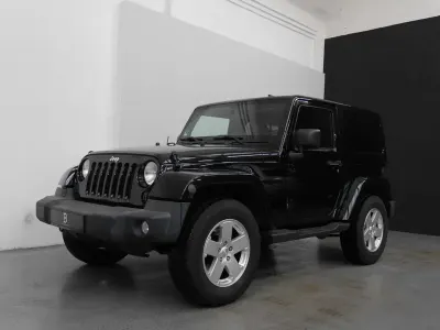 Occasion Jeep Wrangler Unlimited Sahara 200 ch (147 kW) 2012 Noir SUV