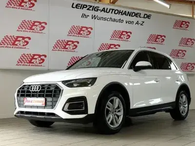 Używany Audi Q5 Basis 163 KM (119 kW) 2023 Biały SUV