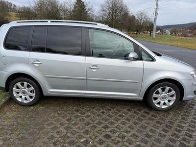Silber Gebraucht 2008 VW Touran Highline Van / Kleinbus | 4.500 € (Teuer)