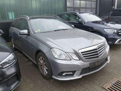 Usata Mercedes E200 Avantgarde 184 CV (135 kW) 2010 Argento Berlina