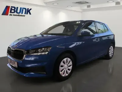 Gebraucht Skoda Fabia Ambition 95 PS (69 kW) 2022 Energyblau Kleinwagen