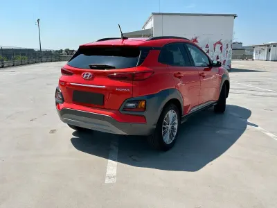 Gebraucht Hyundai Kona Trend 116 PS (85 kW) 2019 Rot SUV