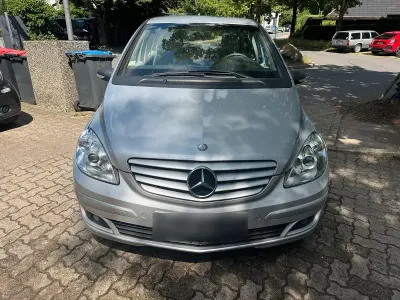 Gebraucht Mercedes B150 95 PS (69 kW) 2006 Grau Van / Kleinbus