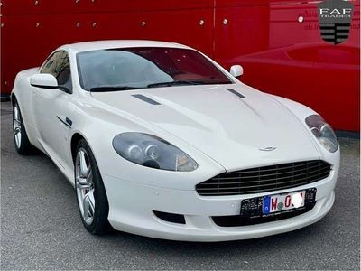 gebraucht Aston Martin DB9 Coupe Touchtronic, 6.0 V12, Perlweiß Leder Red