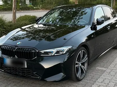 Gebraucht BMW 320 M Sport 190 PS (139 kW) 2022 Schwarz Limousine