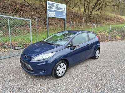 Gebraucht Ford Fiesta Ambiente 60 PS (44 kW) 2012 Blau Kleinwagen