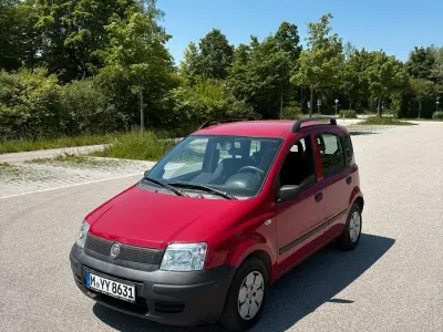 Używany Fiat Panda 55 KM (40 kW) 2009 Czerwony Hatchback