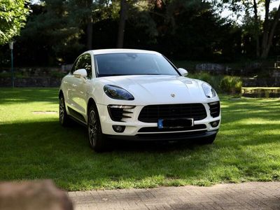 gebraucht Porsche Macan im NAGELNEUEN ZUSTAND