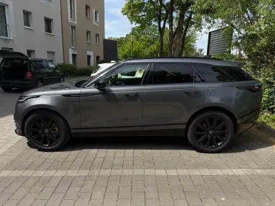 Używany Land Rover Range Rover Velar SE Dynamic 300 KM (220 kW) 2019 Szary SUV