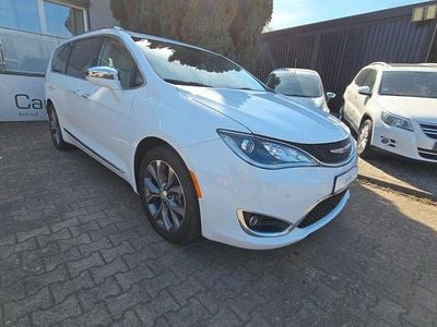 Usado Chrysler Pacifica Limited 291 HP (214 kW) 2018 Branco Monovolume
