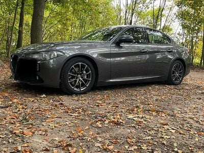 Gebraucht Alfa Romeo Giulia 180 PS (132 kW) 2017 Grau Limousine