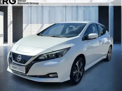 Second-hand Nissan Leaf Acenta 160 kW (218 CP) 2021 Alb Hatchback