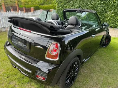 Gebraucht Mini John Cooper Works 211 PS (155 kW) 2015 Schwarz Kleinwagen