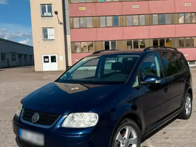 Gebraucht VW Touran 110 PS (80 kW) 2005 Blau Van / Kleinbus