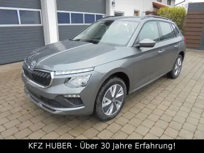 Neu Skoda Kamiq Selection 116 PS (85 kW) 2026 Grau SUV
