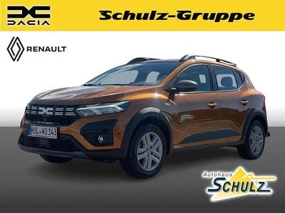 Taklamakanorange metallic Gebraucht 2023 Dacia Sandero Expression Kleinwagen | 15.490 € (Fairer Preis)